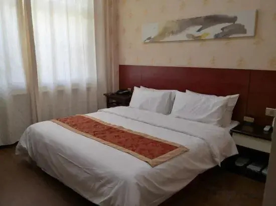 Homeinn Ease Hotel (Bayannur Linhe High-Speed Railway Station)