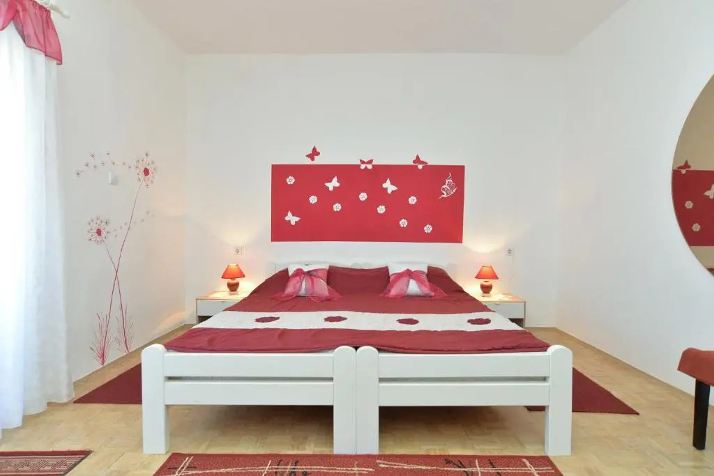 Apartments Stjepan 725
