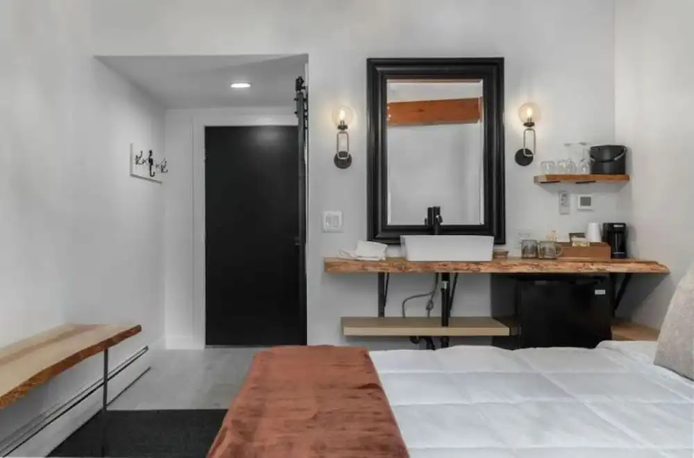 The Lincoln Boutique Motel
