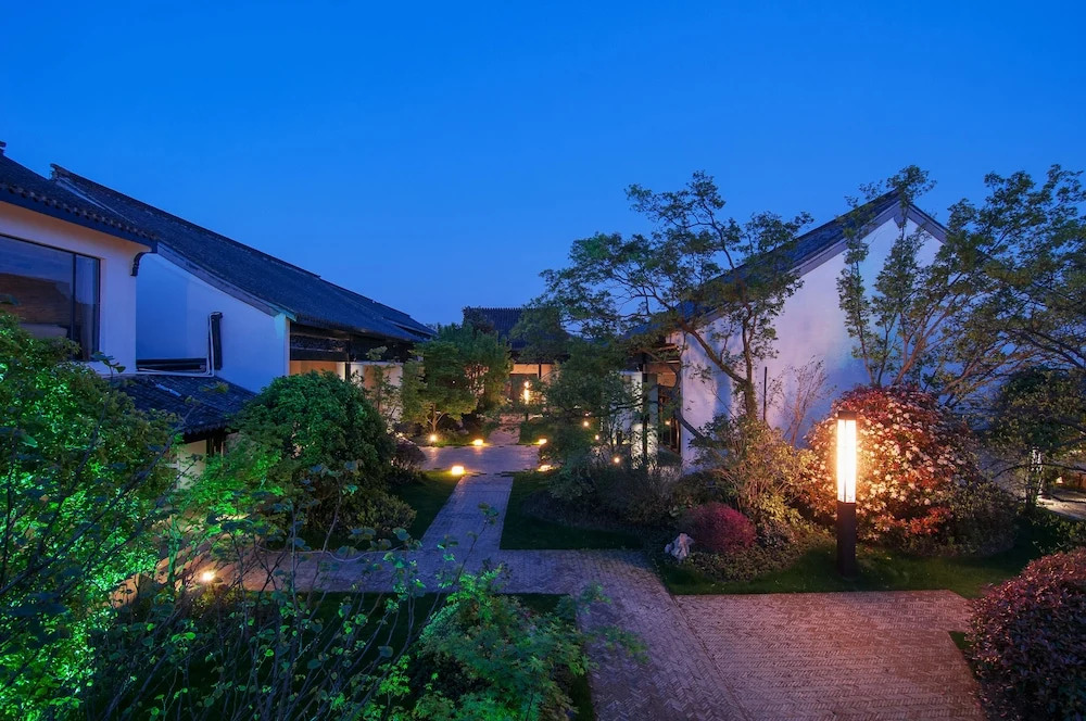 Taoism Seclusion Life ( Resort&Spa )