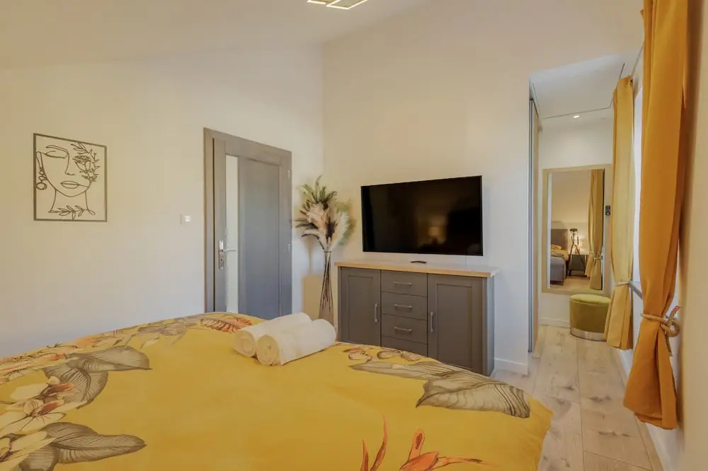 Residence S7 - Luxury Living Apartment