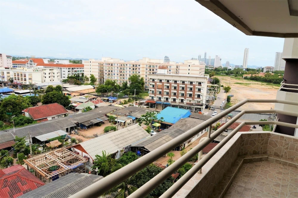 1 bed at Angket Hip Residence