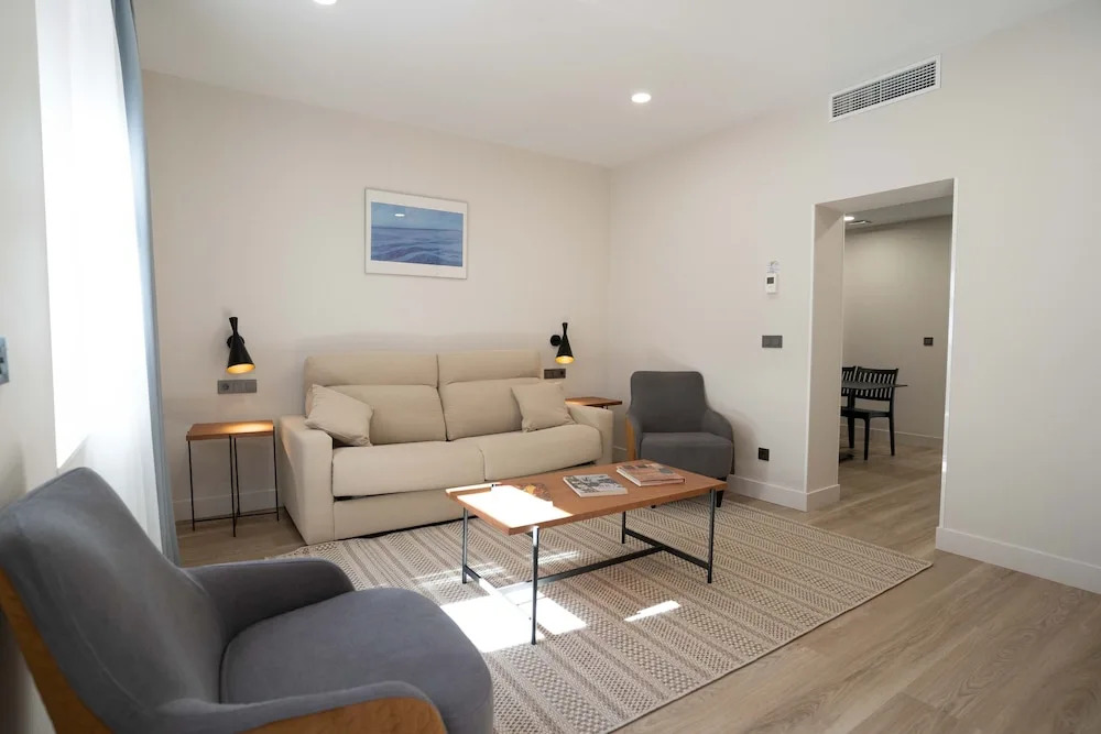 Prisma Suites