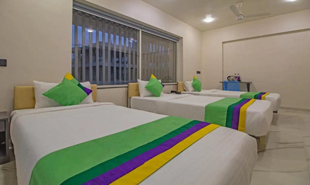 Treebo Atithi Comforts Inn