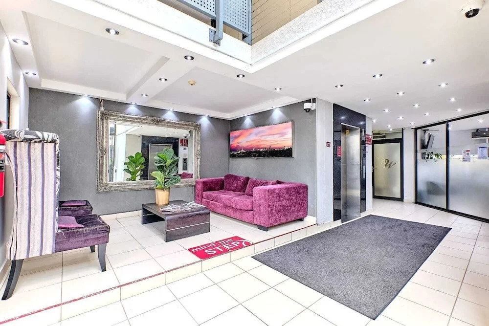 Sandton Heights by Sandton Exclusive