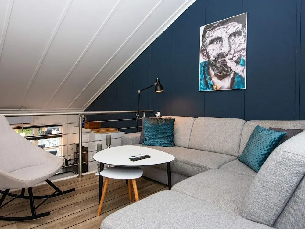 Apartment with maritime atmosphere