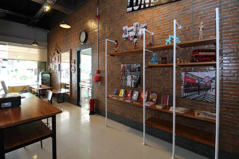 Airy Wenang WR Supratman 6 Manado