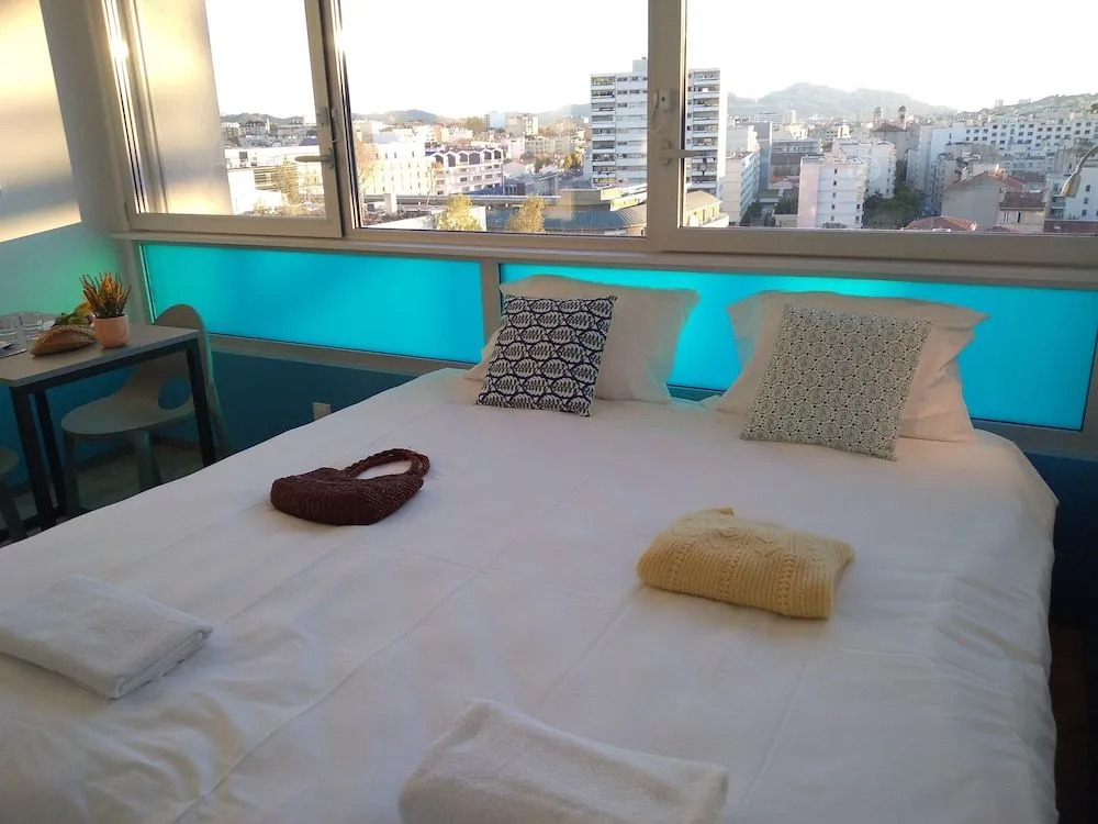 Montempô AppartHôtel Marseille Centre Dôme