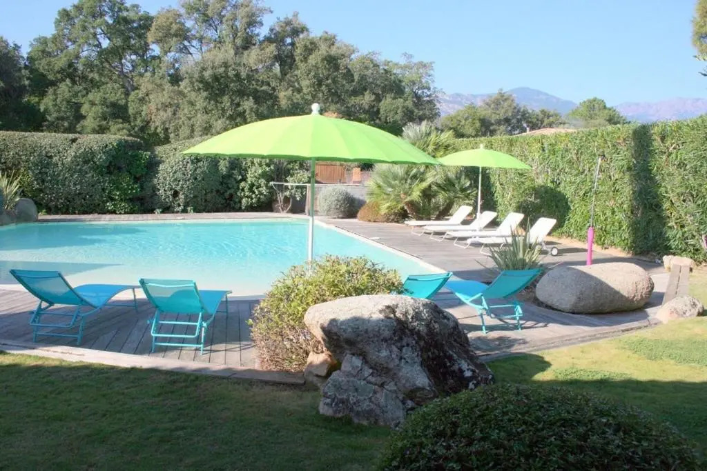 Villa Lucendiluna 14 personnes piscine plage 5min le paradis