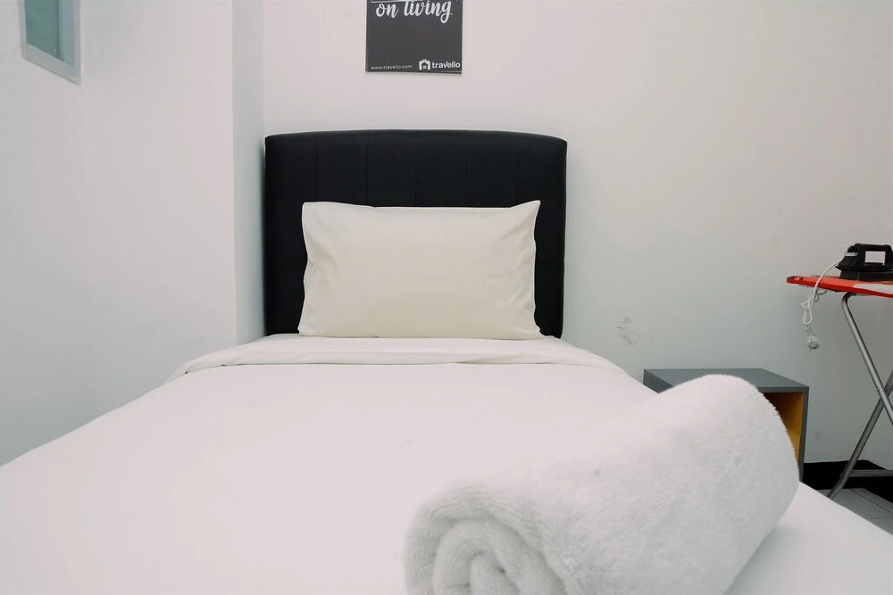 2BR Modern Furnished Apartment Sentra Timur
