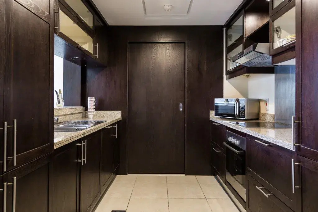 2 Bedroom Flat On 31St Floor, Burj Khalifa View!