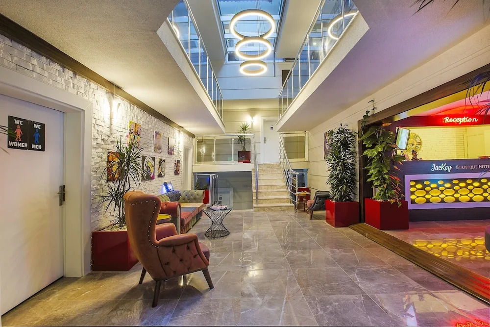 Jackey Boutique Hotel