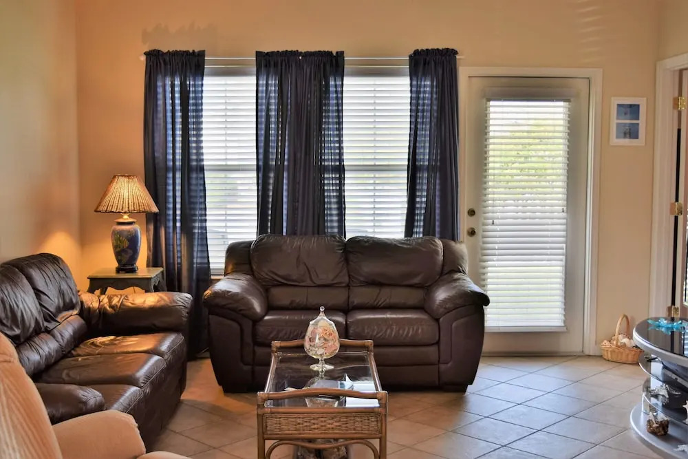 9Th St Town House #601 - Two Bedroom Townhome