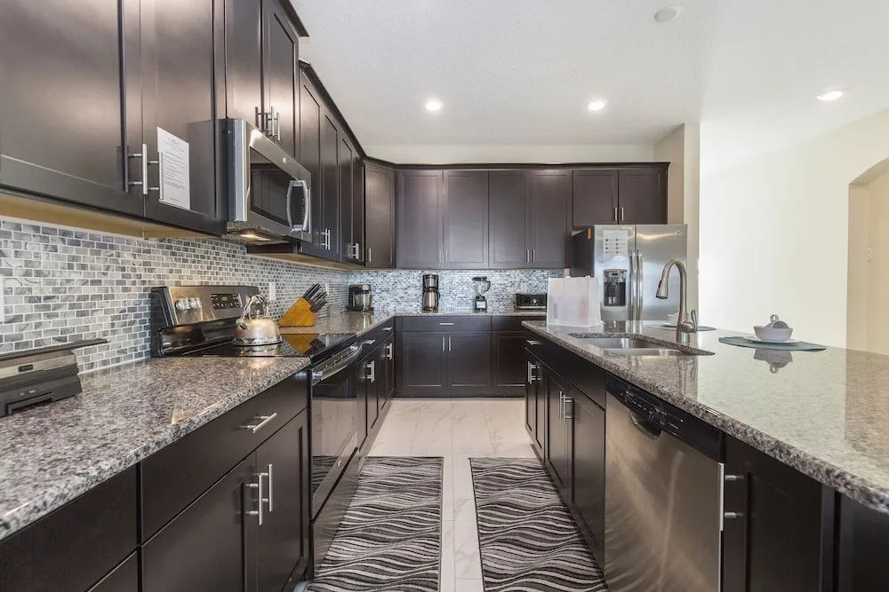Storey Lake - 4784 Kings Castle Circle