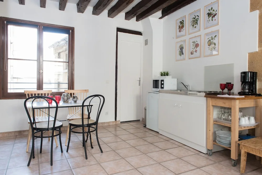 ALT Tower Serviced Apartments