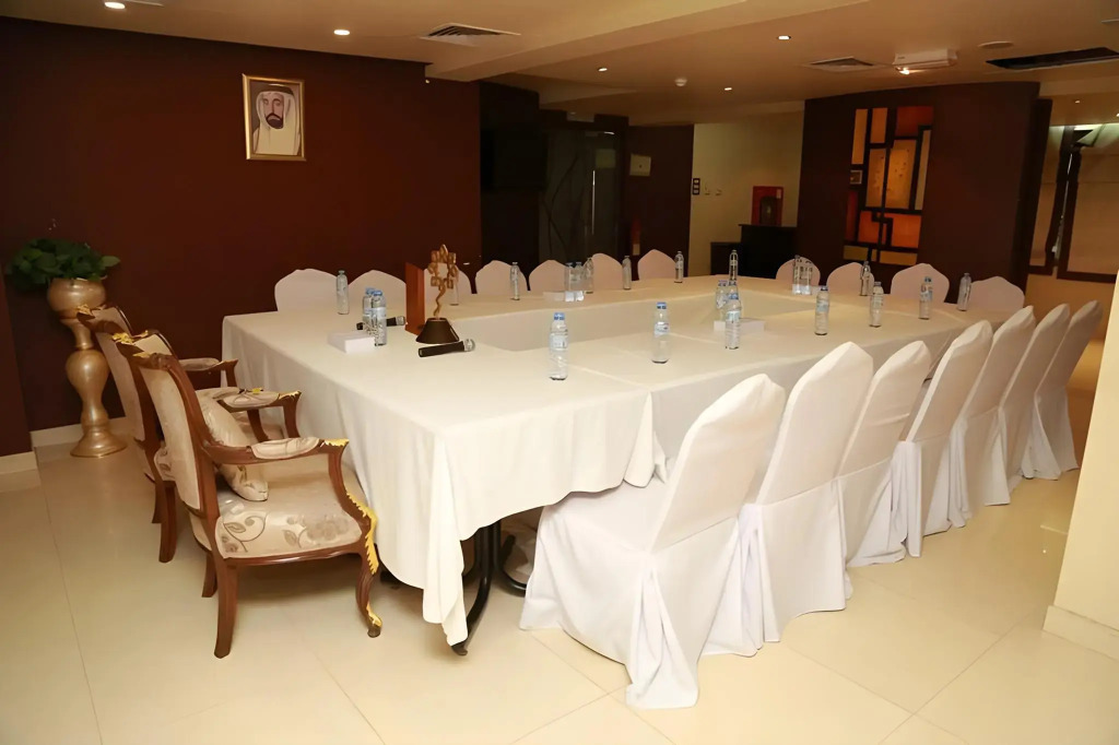 Al Sharq Hotel