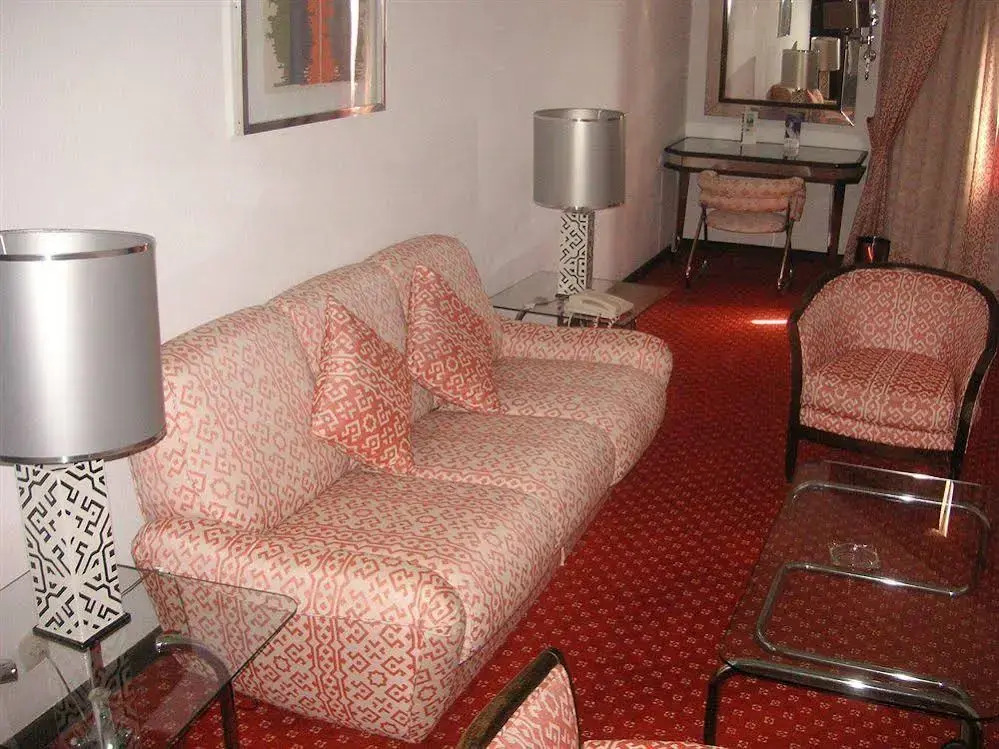 Apartamentos Montechoro Clube 99