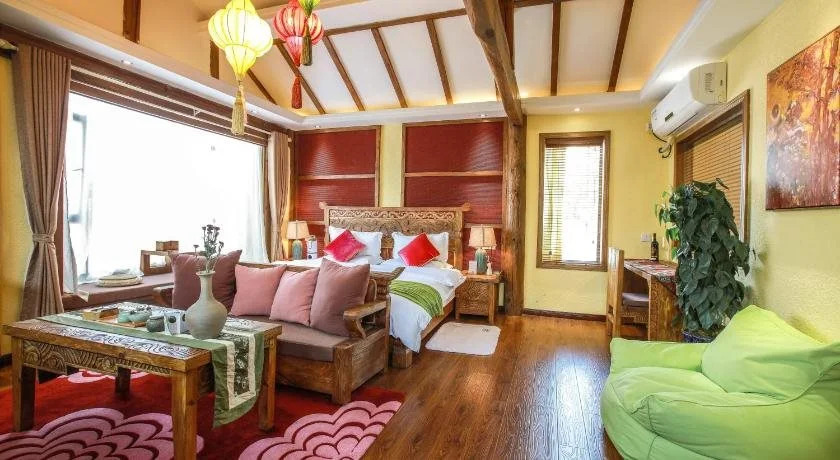 Lijiang Yinyu Inn