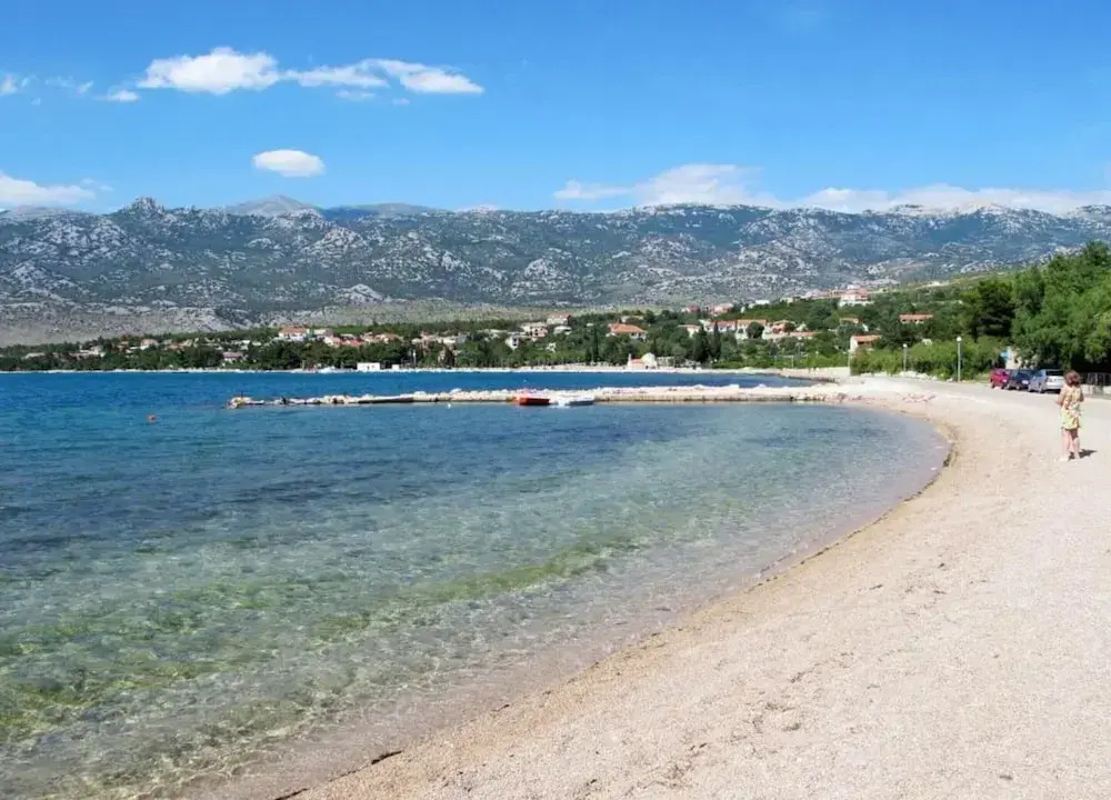 Soothing Holiday Home in Starigrad near Sea