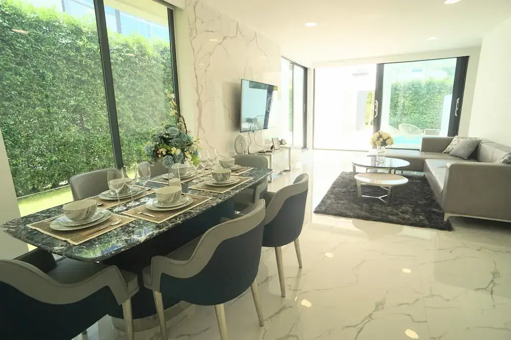Private Pool Villa in Central Pattaya - Palmc6