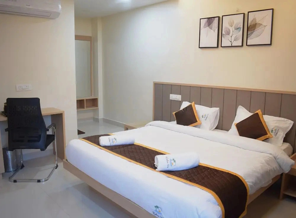 Relax Inn Suites & Rooms