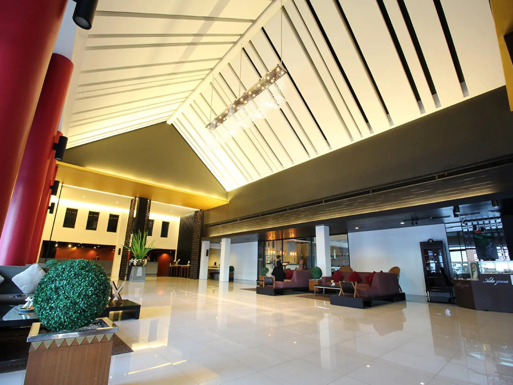 Chiang Mai Hill Hotel