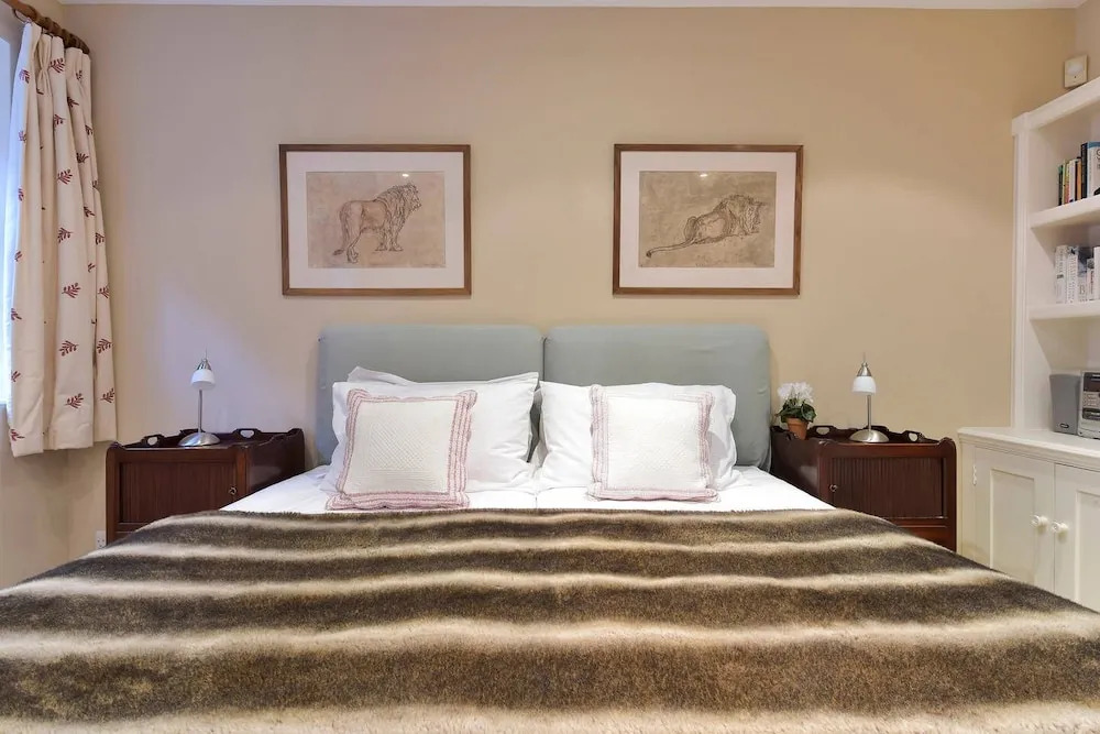 ALTIDO Peaceful 1 bed Flat off Sloane Square With Patio