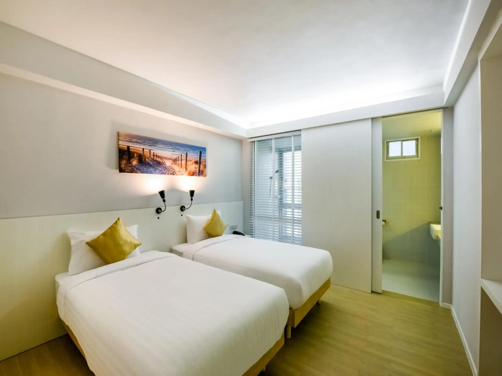 Kitzio House Hotel