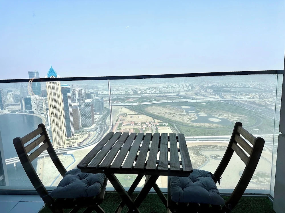 Lux BnB I Amna Tower I Sky Line Views