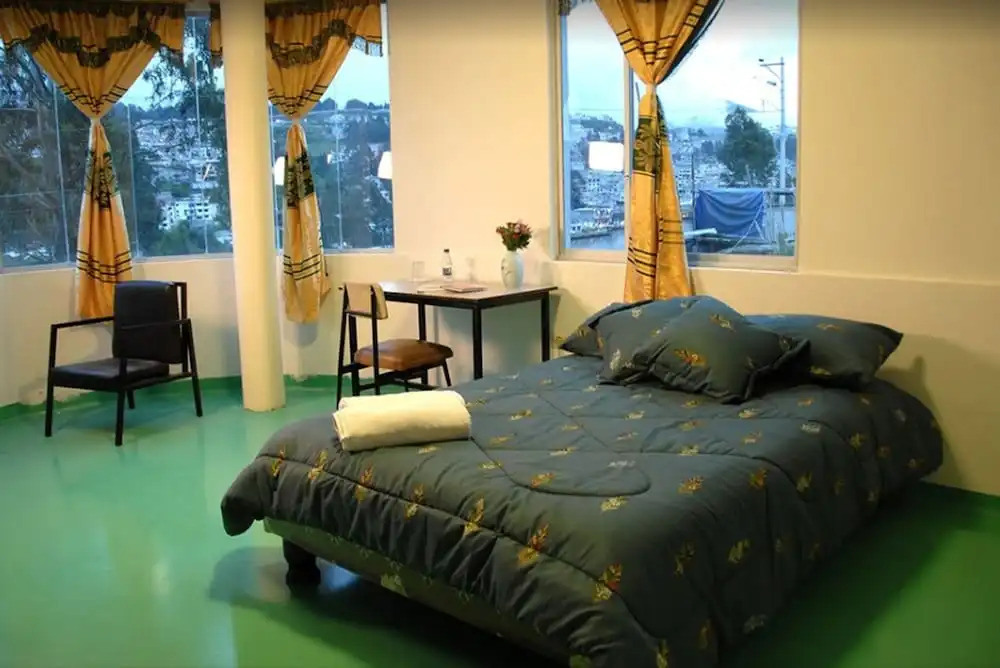 Quito Condor Hostal
