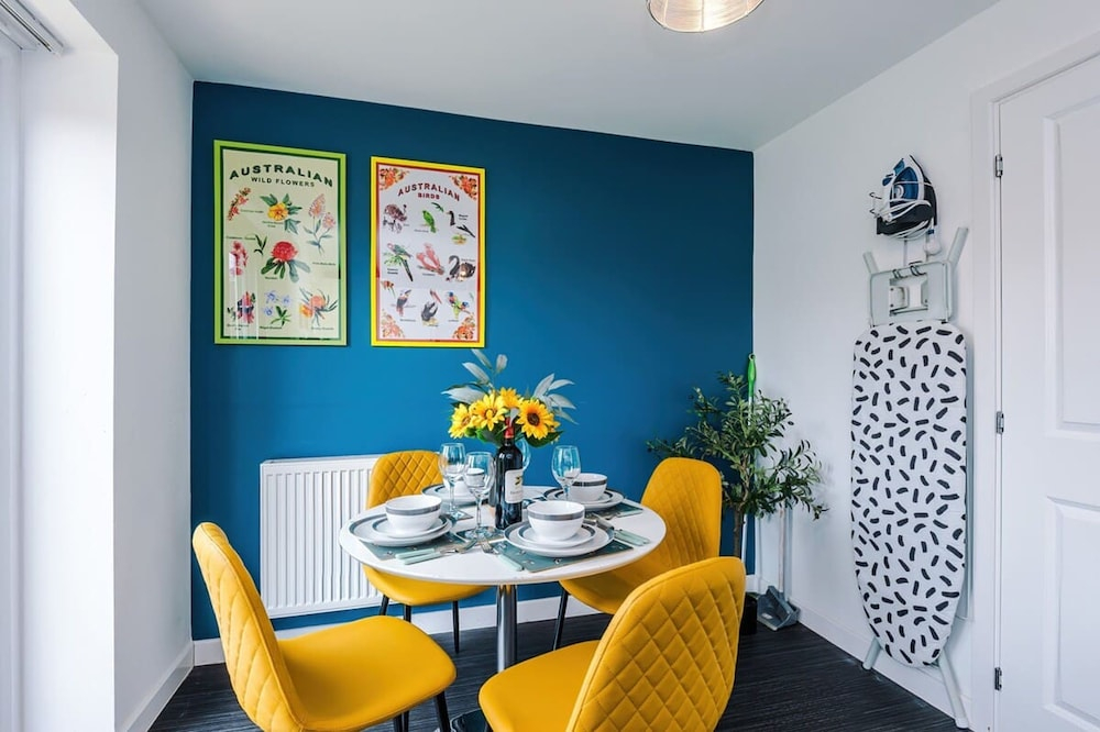 Ideal for Business Long-term Guests Free Parking