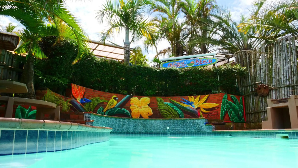 Ansteys Beach Self Catering Apartments