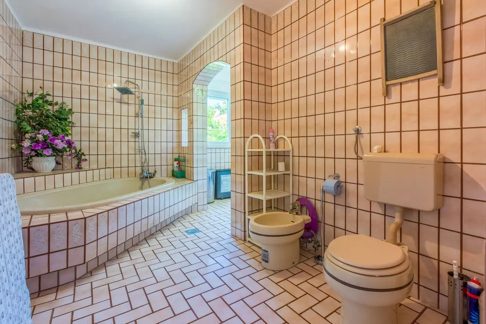 Apartment Schildy