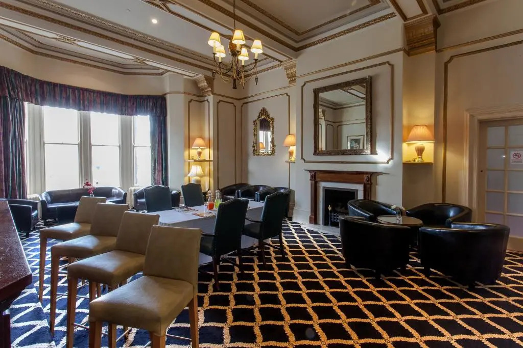 Prince Of Wales Hotel
