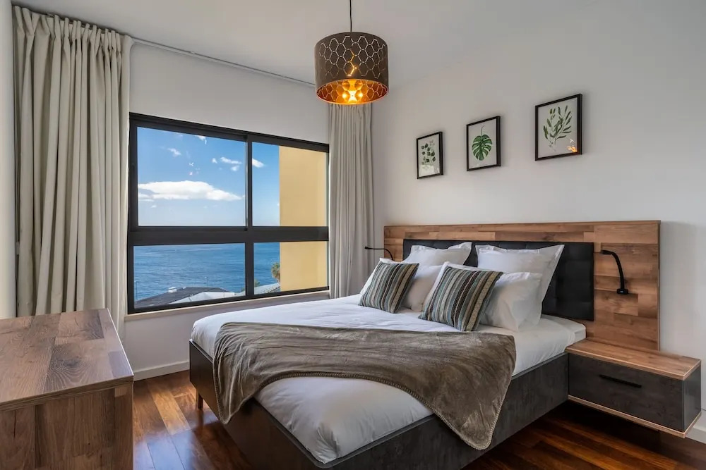 Centromar Bella Vista by Atlantic Holiday