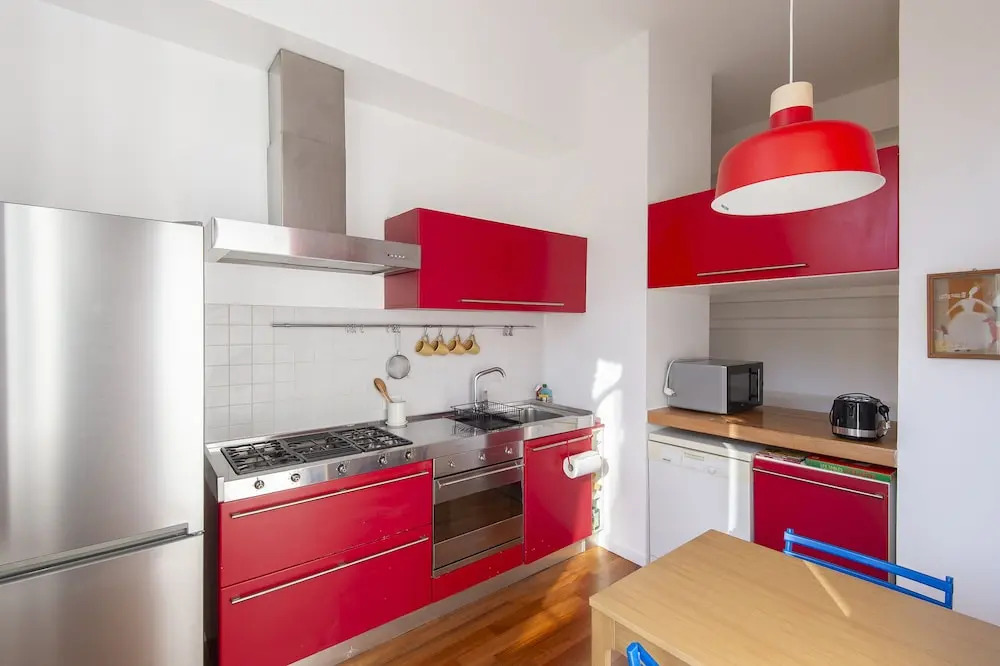 Auditorium Luxury Three Bedroom Apartment