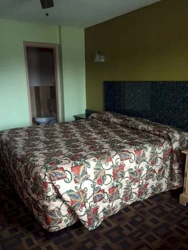 City Motel