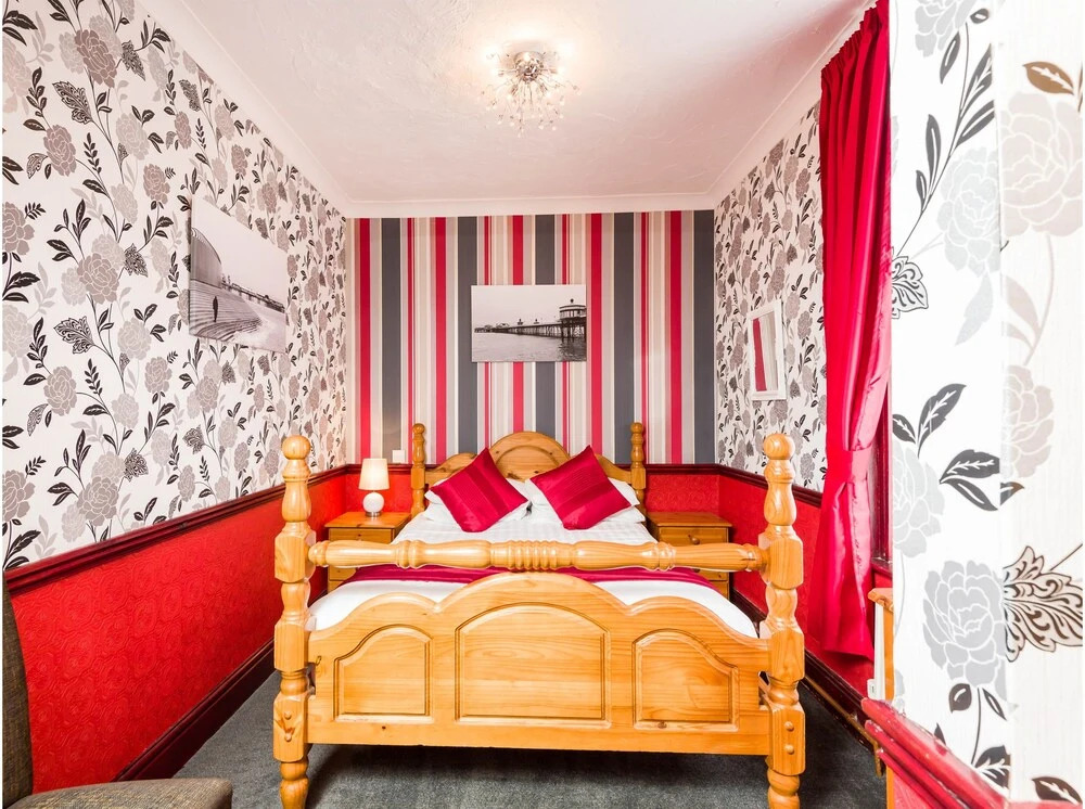 Valdene Hotel