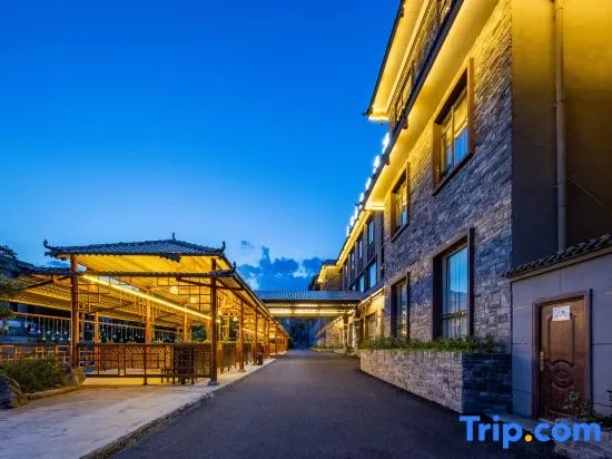 The Wonders of the World Bohai Hotel