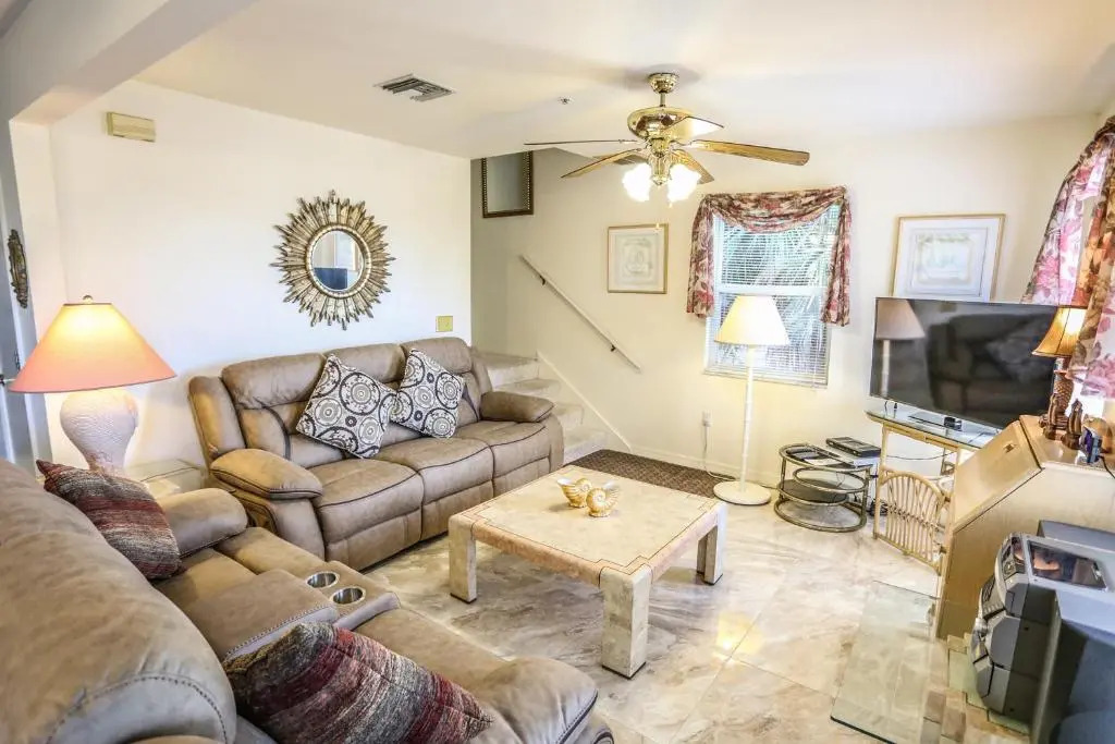 5238 Estero Blvd Sea Pearl