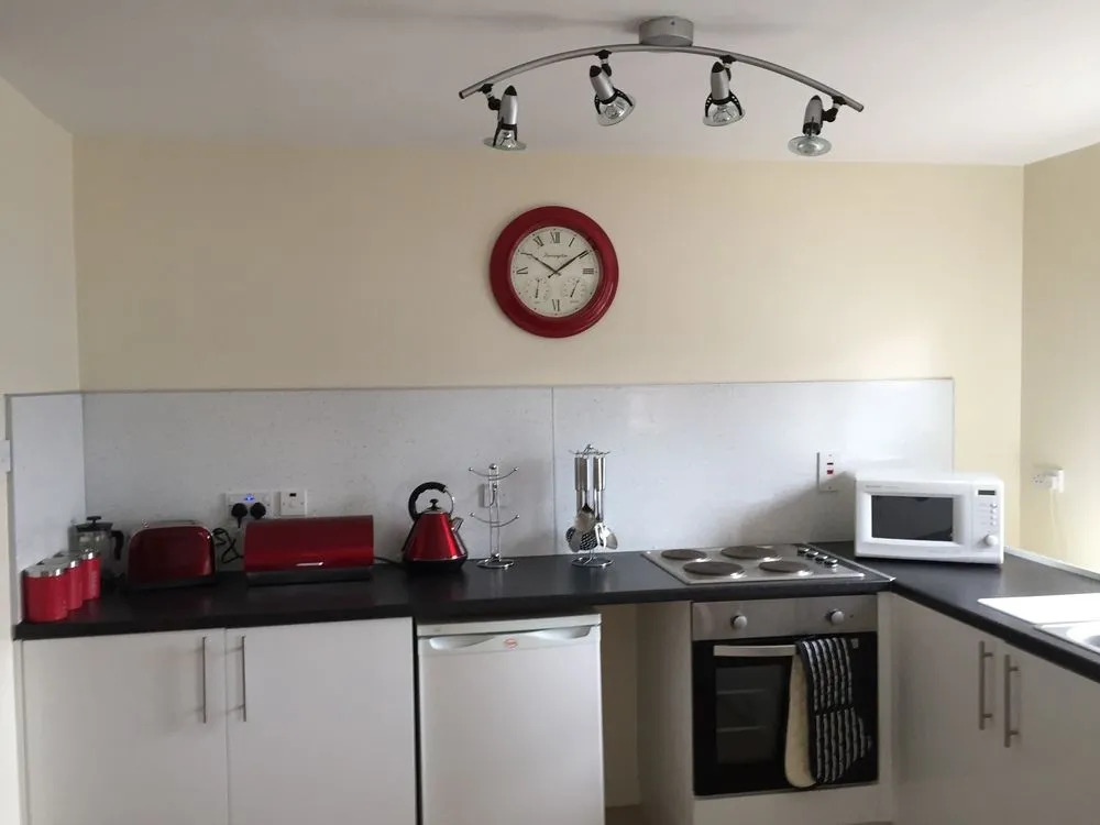 1 Varis Apartments