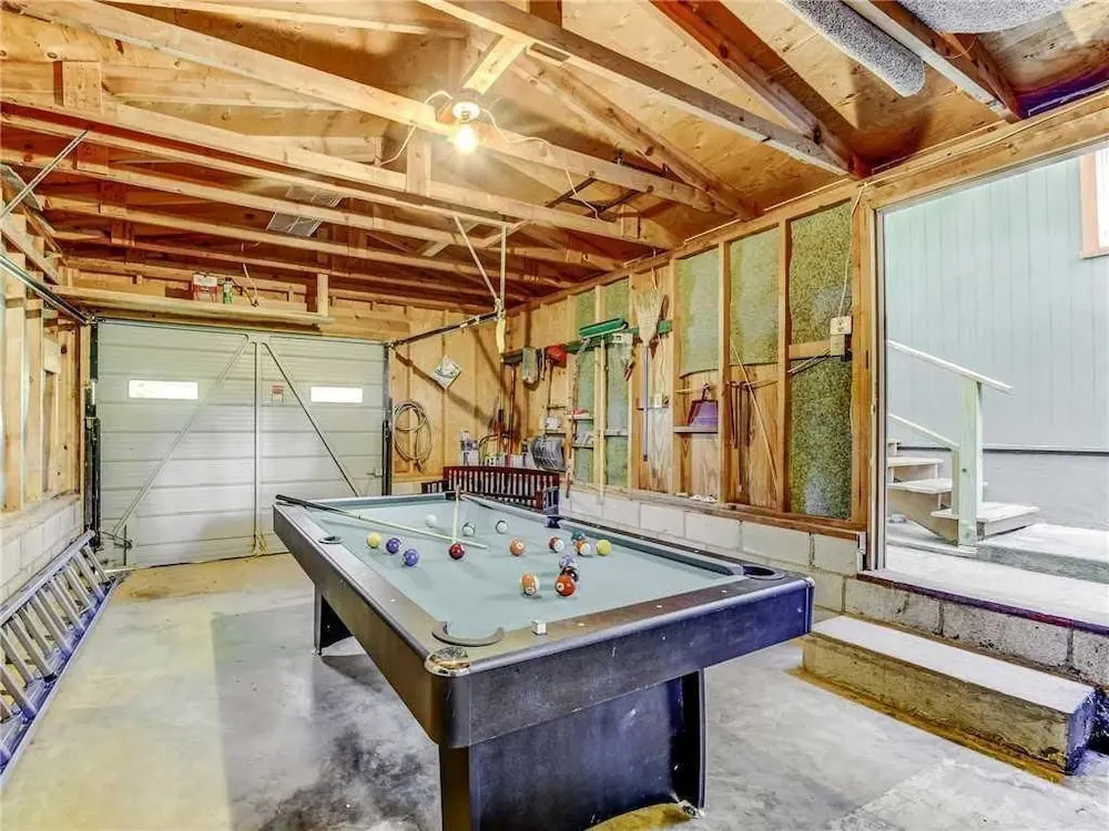 Foxfire Haven - Three Bedroom Cabin with Hot Tub