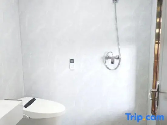 Dandong Yalu River Fangcaodi Homestay
