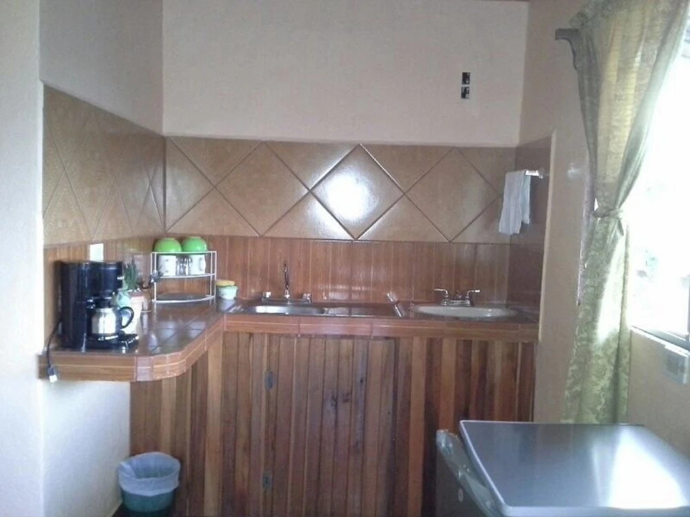 Los Tucanes Lodging