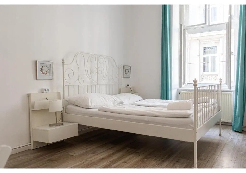Elegant 1BR Apt. - Great for Long Stays