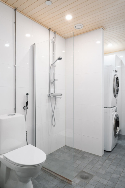 Modern 1BR Apt in Mall of Tripla
