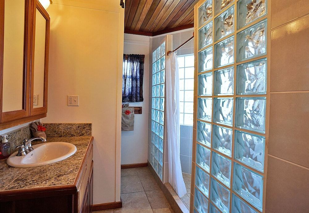Cocotal Inn and Cabanas