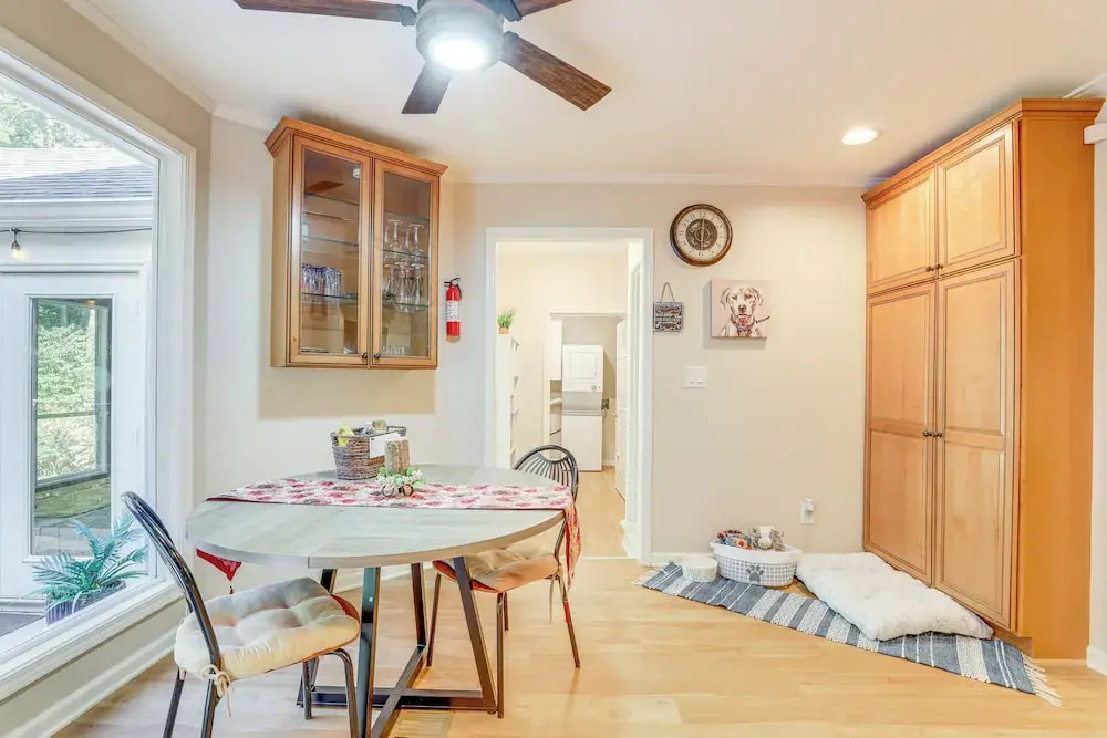 6 Mi to Stone Mountain Park: Home w/ Deck!