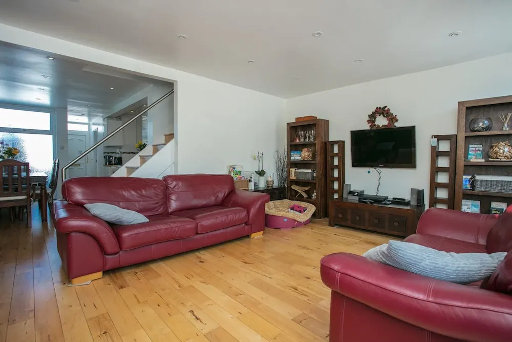 Clapham Junction House With Garden