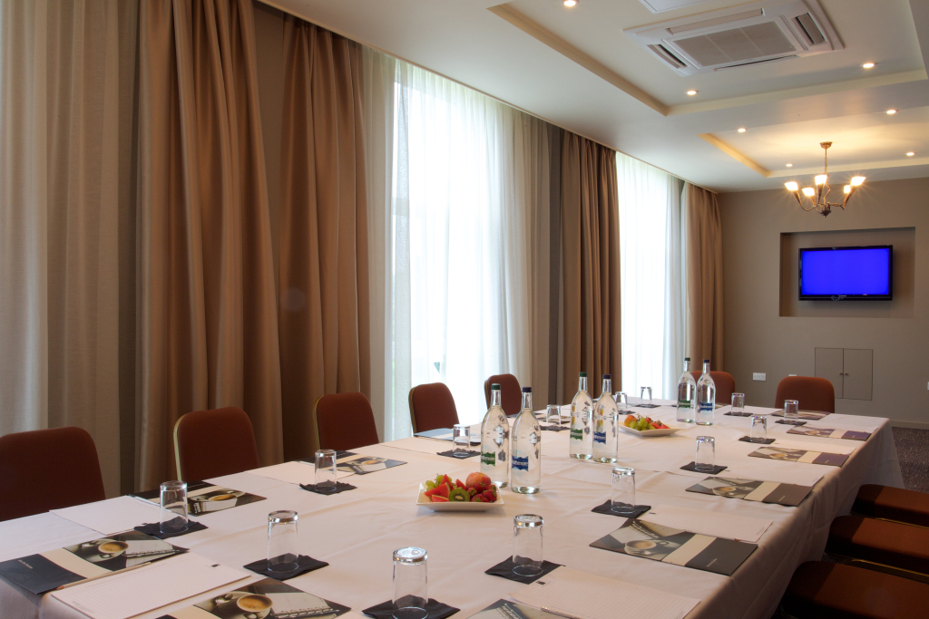 Humber Royal Hotel